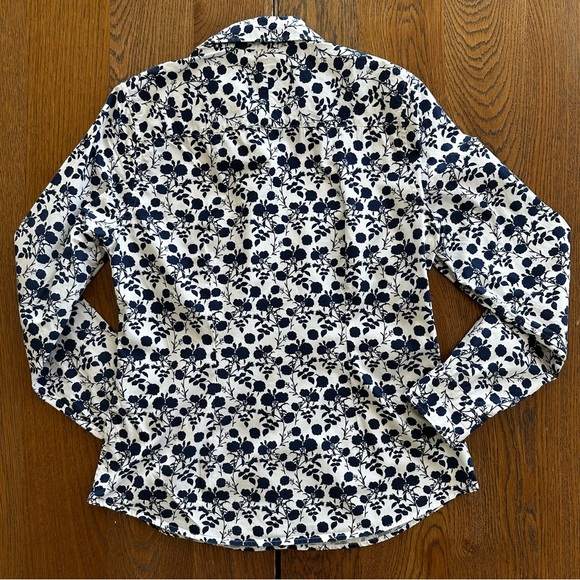 Charles Tyrwhitt Long Sleeve Button Up Navy White Ditsy Floral Work Shirt - Picture 2 of 6